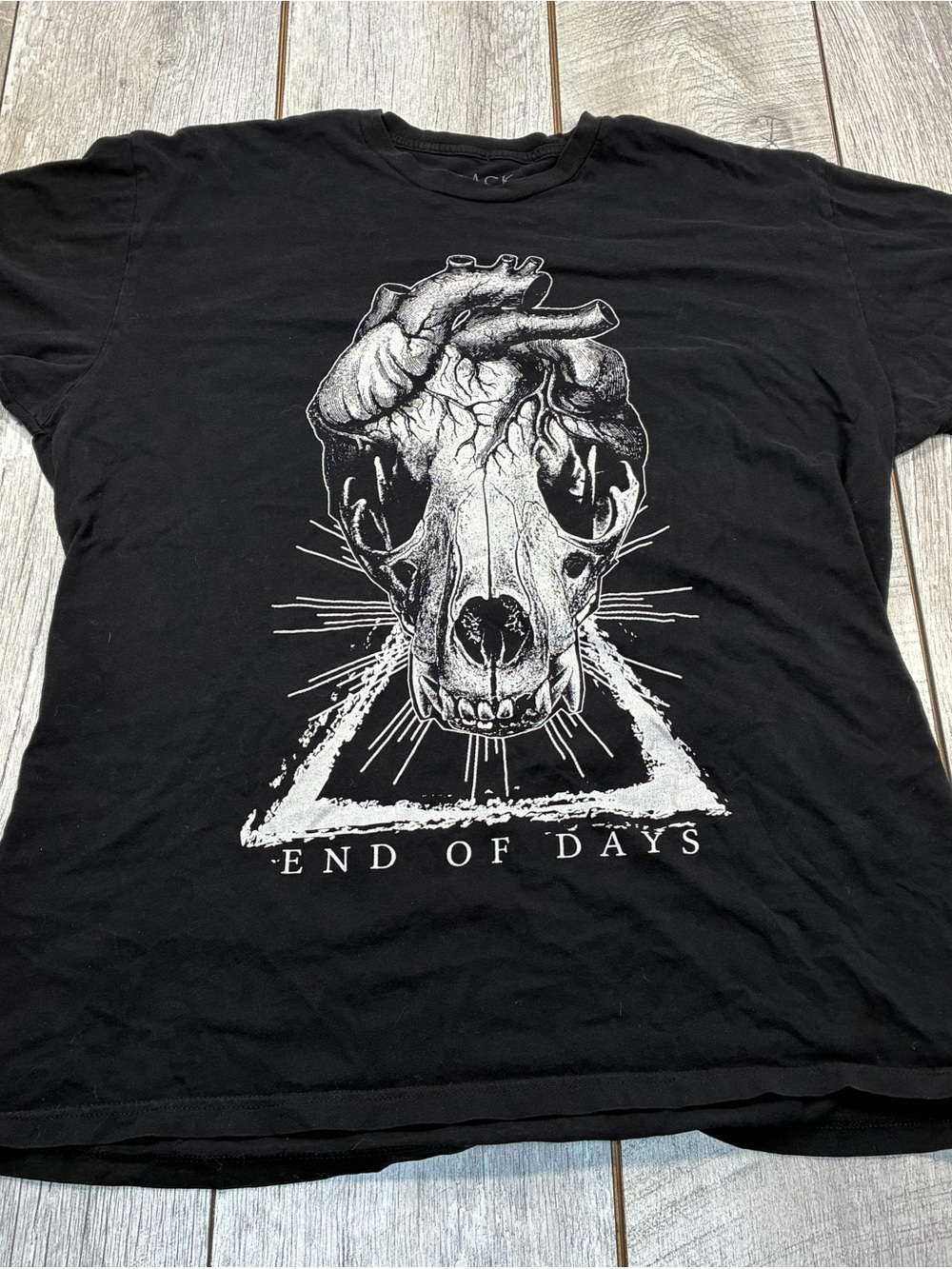 Blackcraft cult unisex end of days graphic tee
With heart/skull size xl